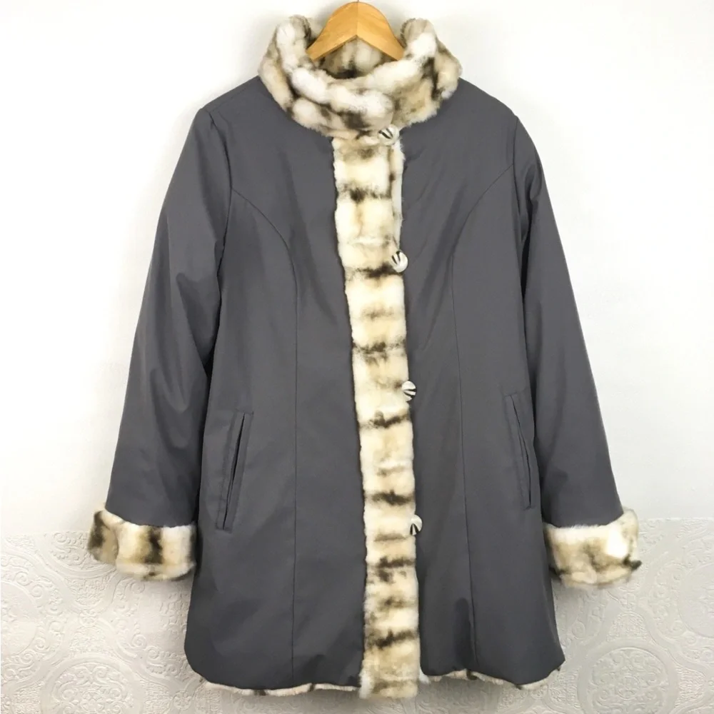 Hal Rubenstein Women's Reversible Faux Fur Coat size Medium Animal Print - Picture 13 of 16